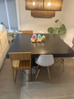 Dinning Table