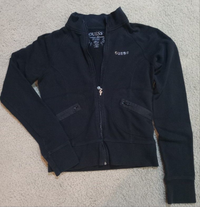 BEAUTIFUL GUESS TOP - SIZE SMALL