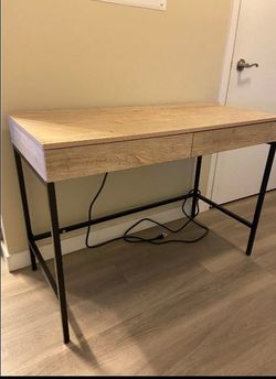 Office or Gamer Desk with outlets