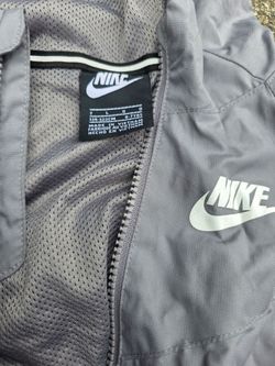 Kids size 7 nike jacket