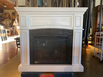 White Eletric Fire Place With Wide Top Shelf