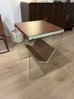 Night stand