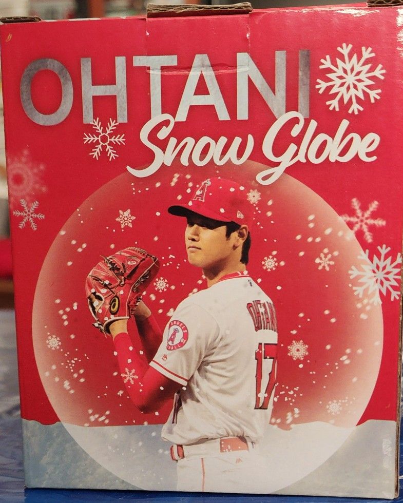 Ohtani Snow Globe