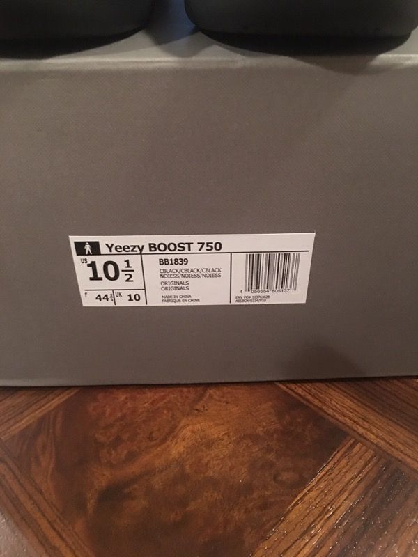Yeezy 750 Black size 10.5