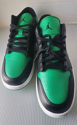 Nike Air Jordan 1 Low “Lucky green”  Size 10