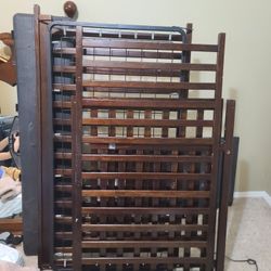 Nice Crib With New Matress 