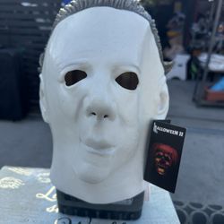 MICHAEL MYERS - Halloween 2 Mask - NEW 40$ As Shown