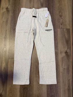 LIGHT OATMEAL ESSENTIALS SWEATPANTS – SIZE M – BRAND NEW