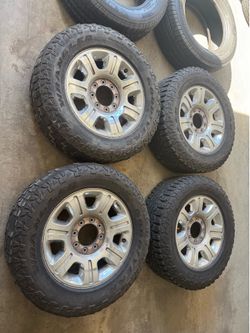 Ford 20” 275/65/20 rims/tires