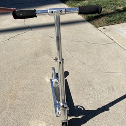 Razor scooter