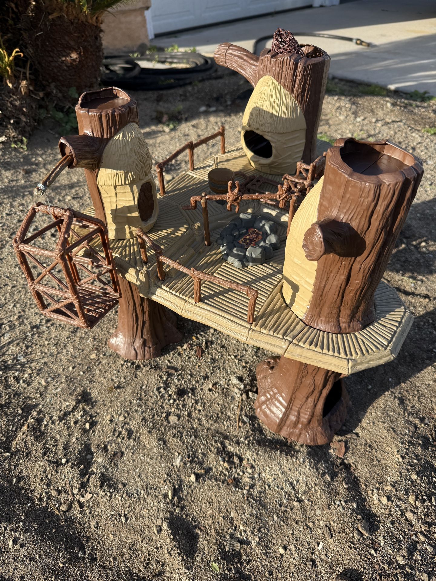 1983 Star Wars Ewok Village