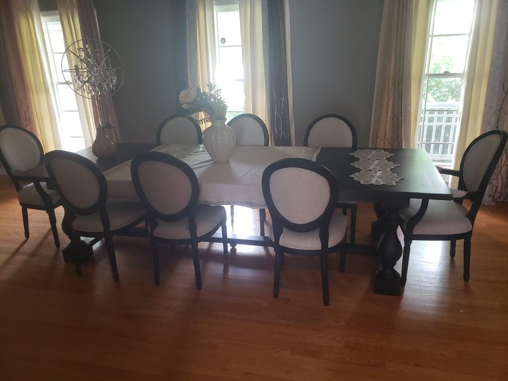 Restauration hardware table with 8 chairs