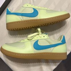 NIKE FIELD GENERAL 82 SP