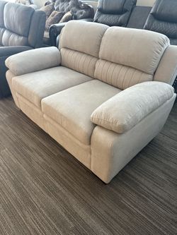 Love seat