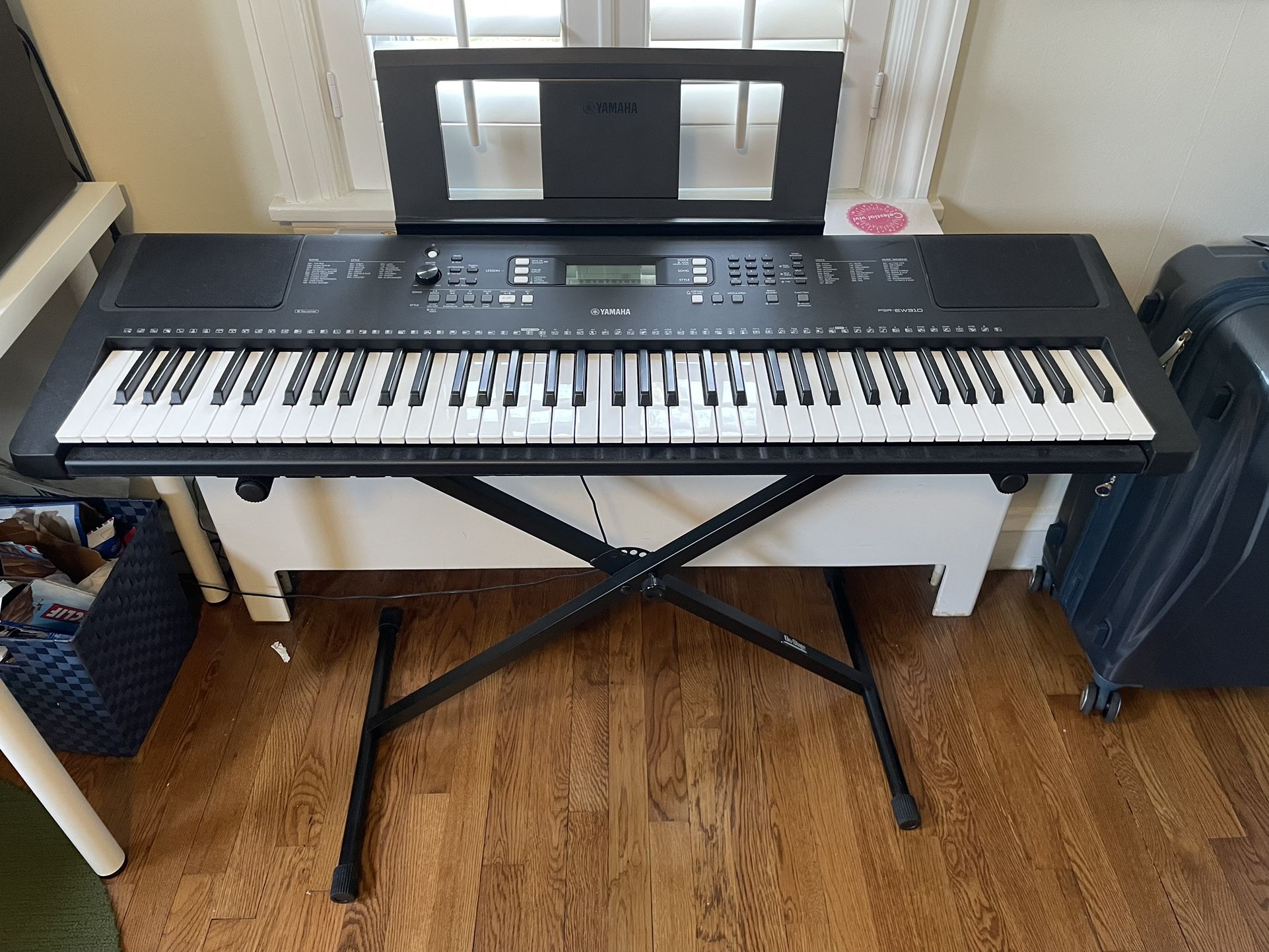 Yamaha PSR-EW310 Keyboard 