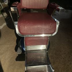 BARBER CHAIR 