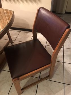 Wooden Kitchen Table (6 Chairs + Table)