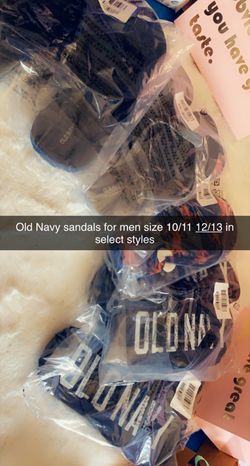 Man Old Navy sandals
