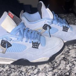 Unc 4s 