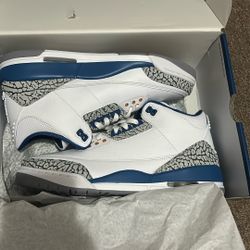 Jordan 3 Wizard Size 10. $220
