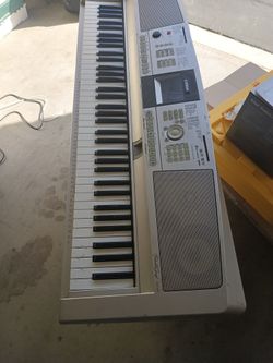 Yamaha piano