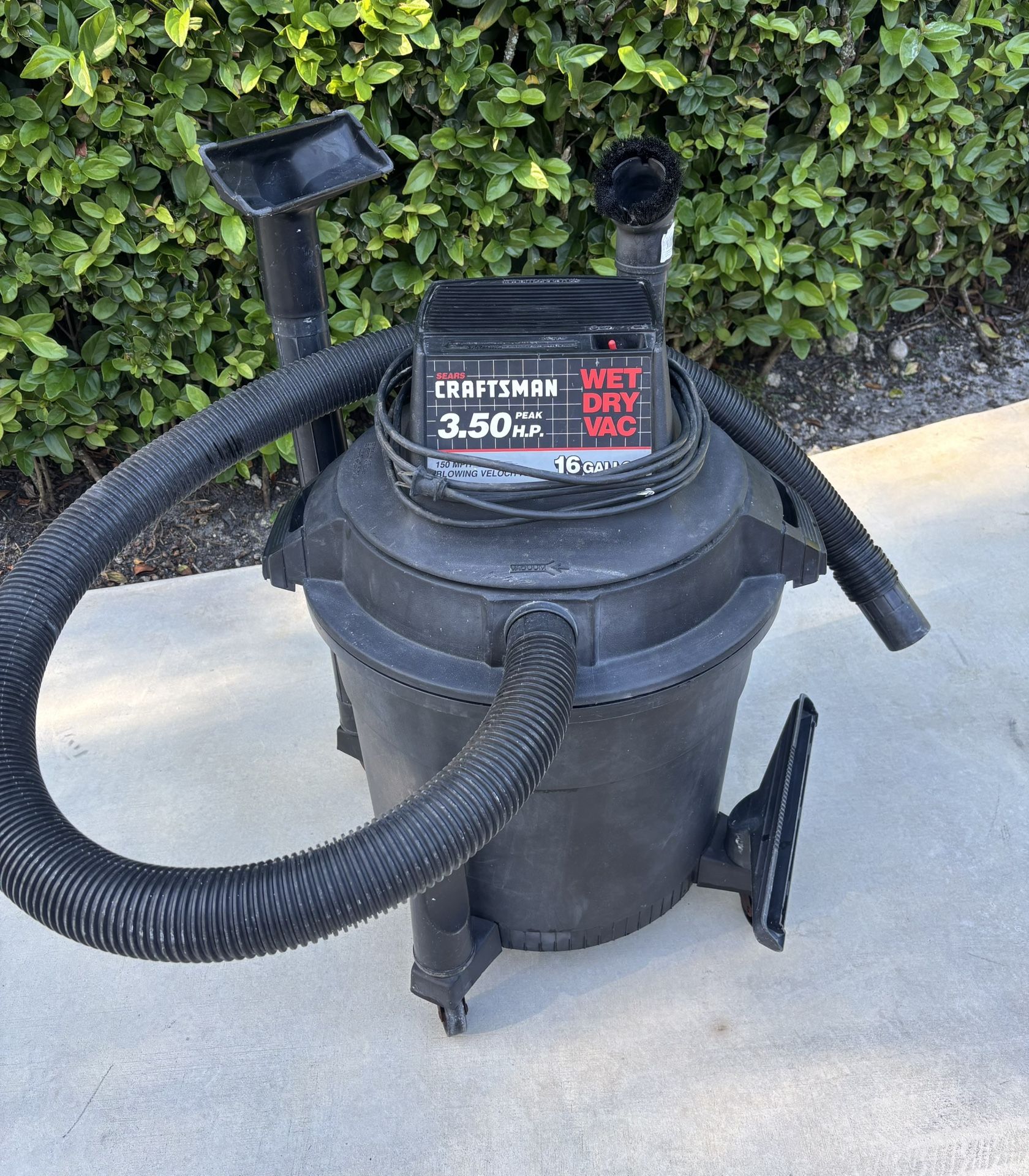 CRAFTSMAN WET DRY SHOP VAC 16 GALLON 3.5 HP