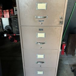 Heavy Fire Resistant Locking Filing Cabinet For 40 Or Best Offer