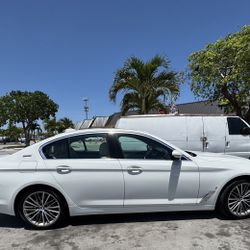 2018 BMW 530e