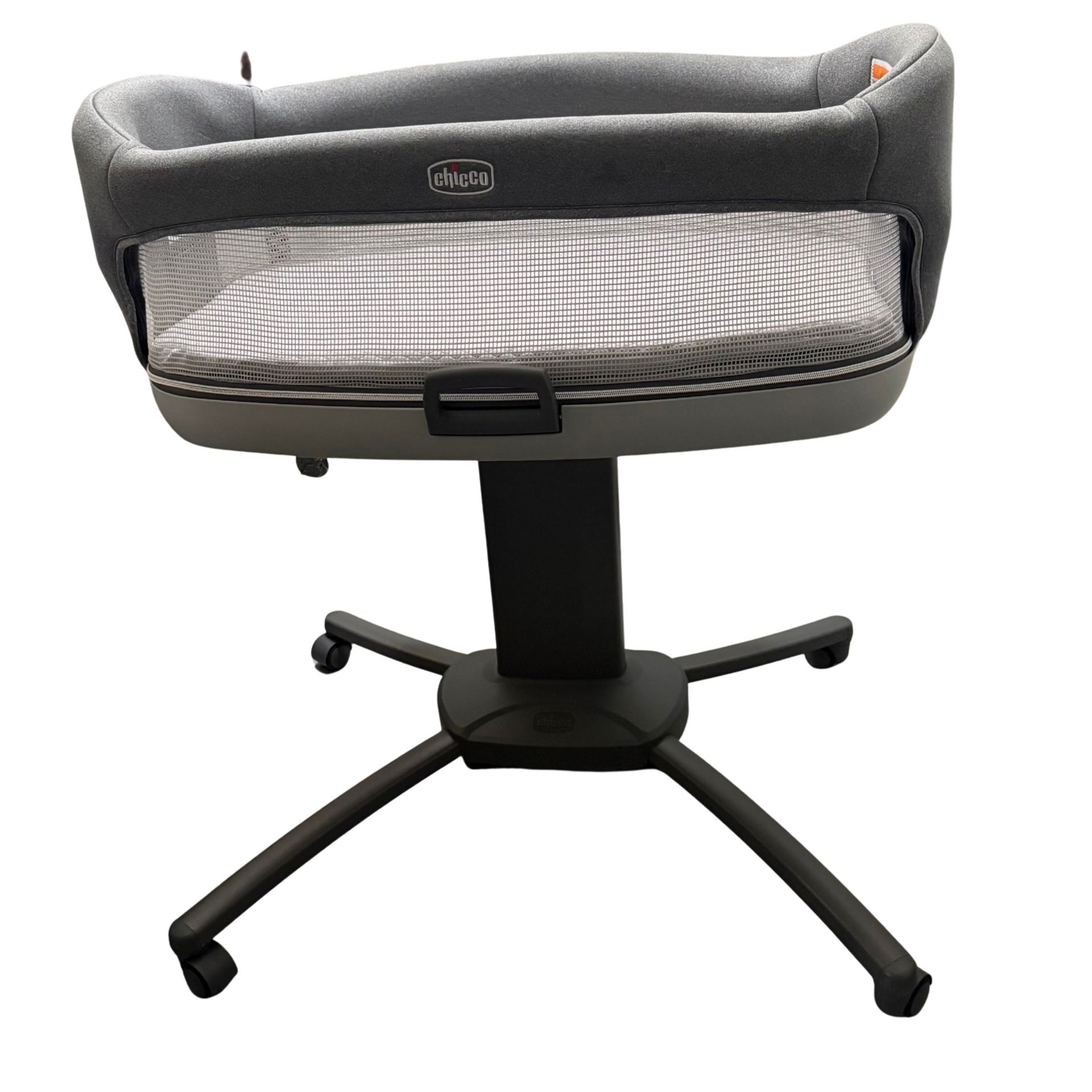 Chicco Close to You 3-in-1 Bedside Bassinet