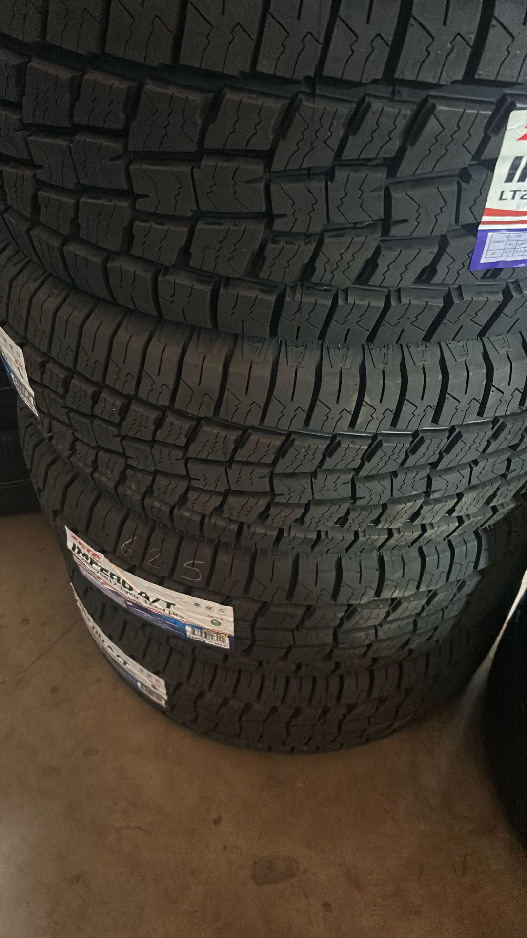 285/70R17
