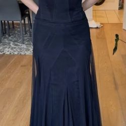 BCBG long strapless evening gown dark navy size 2