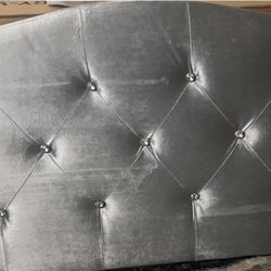 Twin Velvet Upholstered Headboard – Adjustable Height, Crystal Tufted Gray | New / Open Box