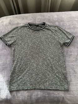Men’s Forever 21 shirt