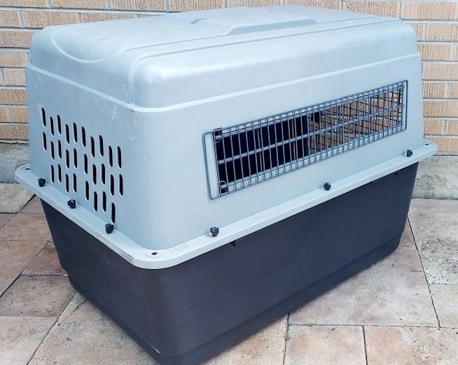 Petmate Ultra Vari Plastic Travel Dog Kennel 40" for LARGE Dogs