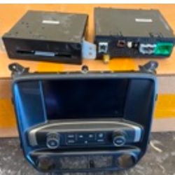 Del 2016 al 2018 estéreo y radio y pantalla  para. Chevy Silverado para