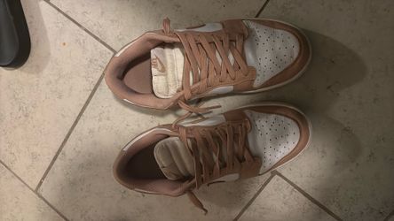 Pink dunks