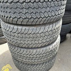 255 65 17 Tires Con 80% De Vida Las 4 De La Marca GOODYEAR 