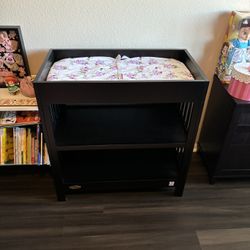 Graco Black Changing Table New