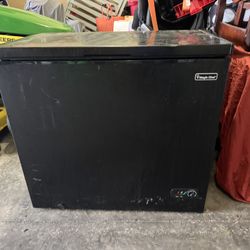 Magic Chef Freezer