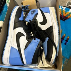 Jordan 1 Retro UNC Toe Size 9.5