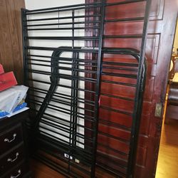 bunkbed frame with 1 bed