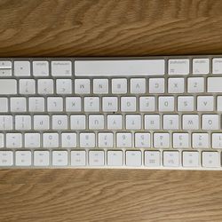 Apple Keyboard A1644