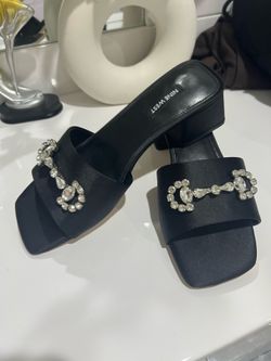 Nine West size 7 black