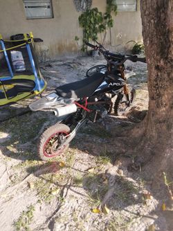 Apollo dbx19 online 125cc dirt bike