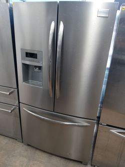 Frigidaire stainless steel french door refrigerator - Free delivery