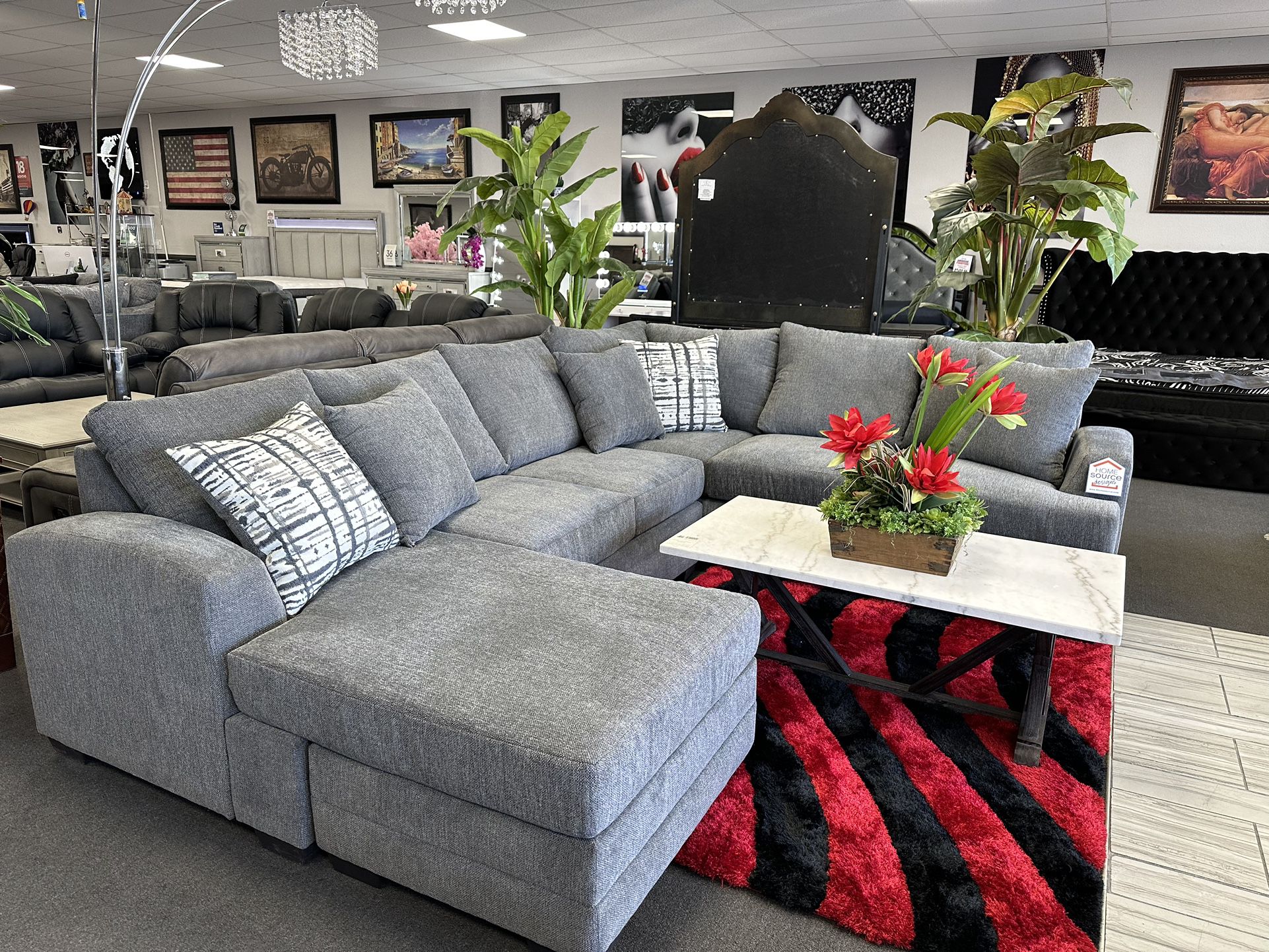 Gray Sofa Sectional w/ Chaise