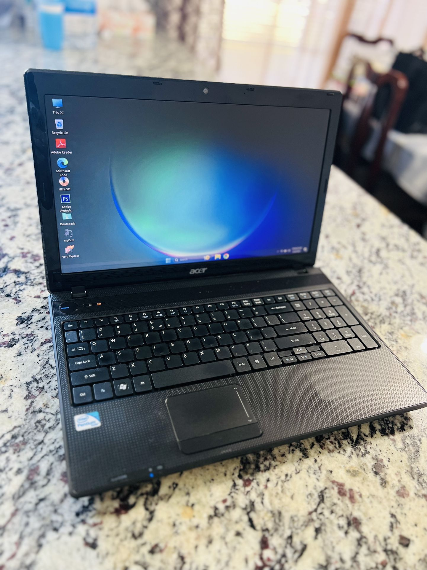 Laptop ACER 3GB Ram 320GB HDD Webcam Wifi HDMI Windows 11 Office 2021 Photoshop Antivirus