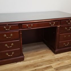 Executive Desk with Glass Top