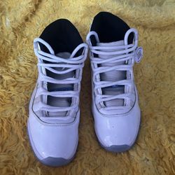  Jordans  Size 8 1/2