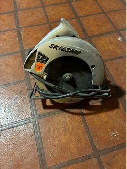 Skill 7 3/4 electric saw